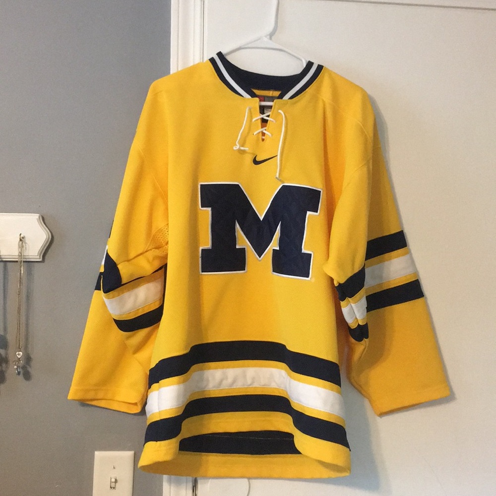 University of Michigan Hockey Jersey